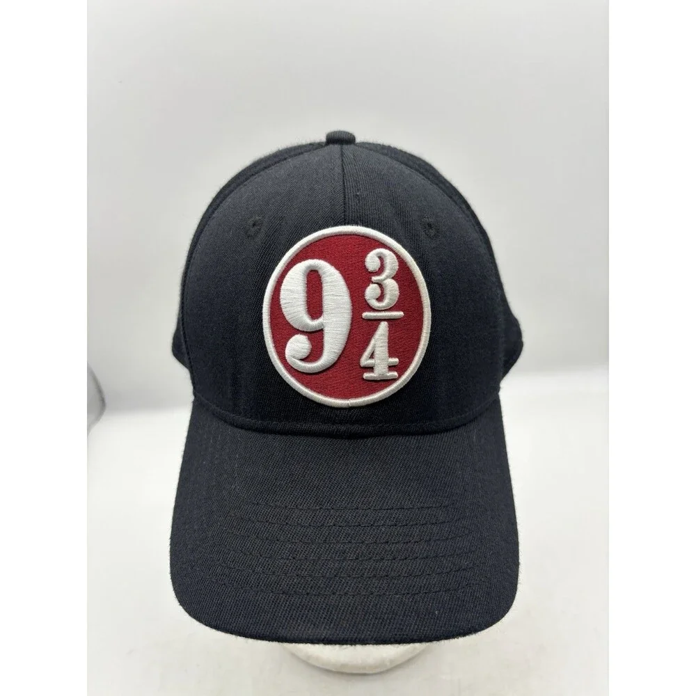 Harry Potter Platform 9 3/4 Fitted Flex Fit Hat Black Crimson Red Underbrim